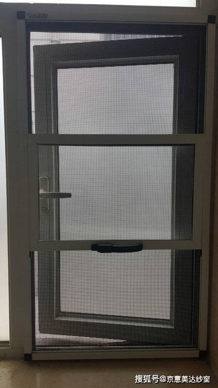 卫生间窗户如何做纱窗__窗户纱窗怎么拆卸安装