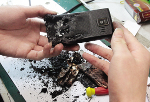 手机电池爆炸的前兆是什么